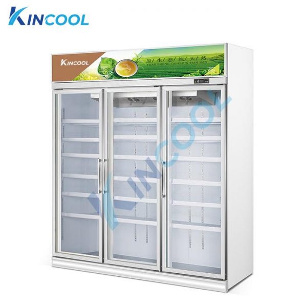 tủ trưng bày ba cánh kính